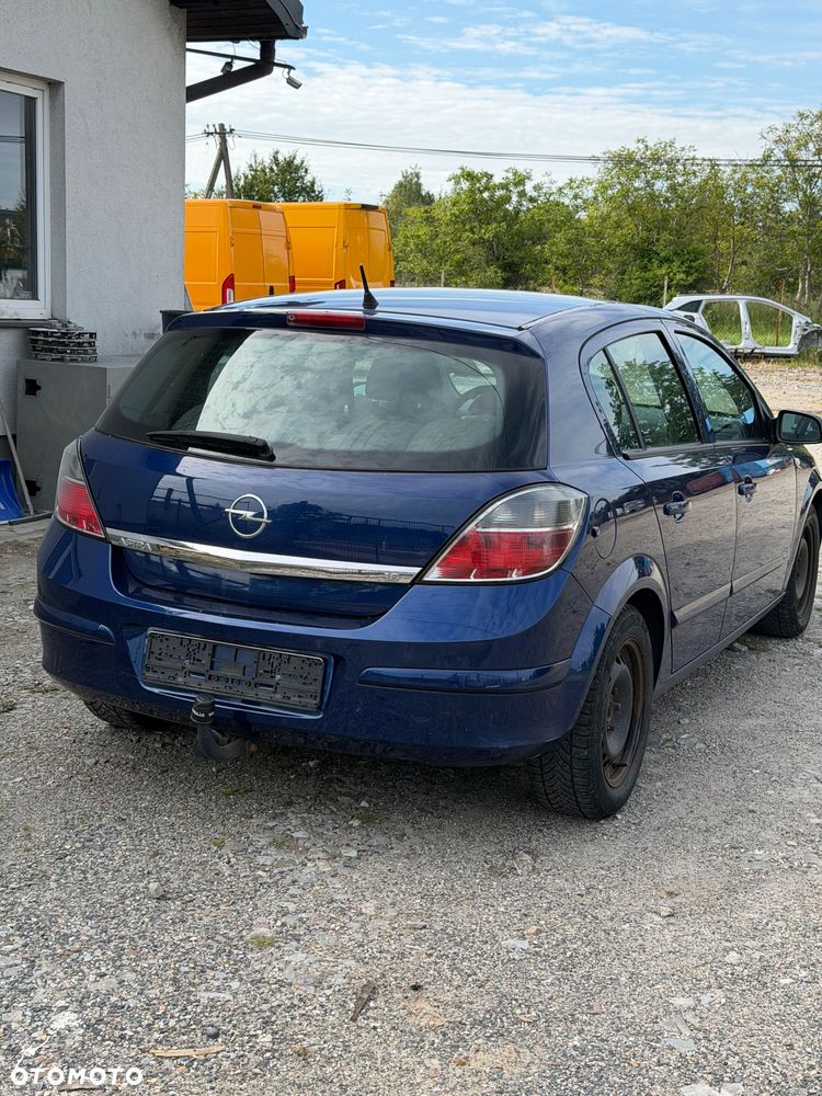 Opel Astra 1.6 Edition - 21