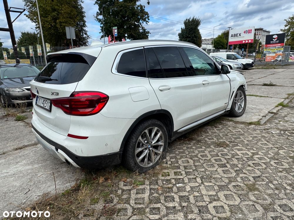 BMW X3 xDrive30i xLine - 4