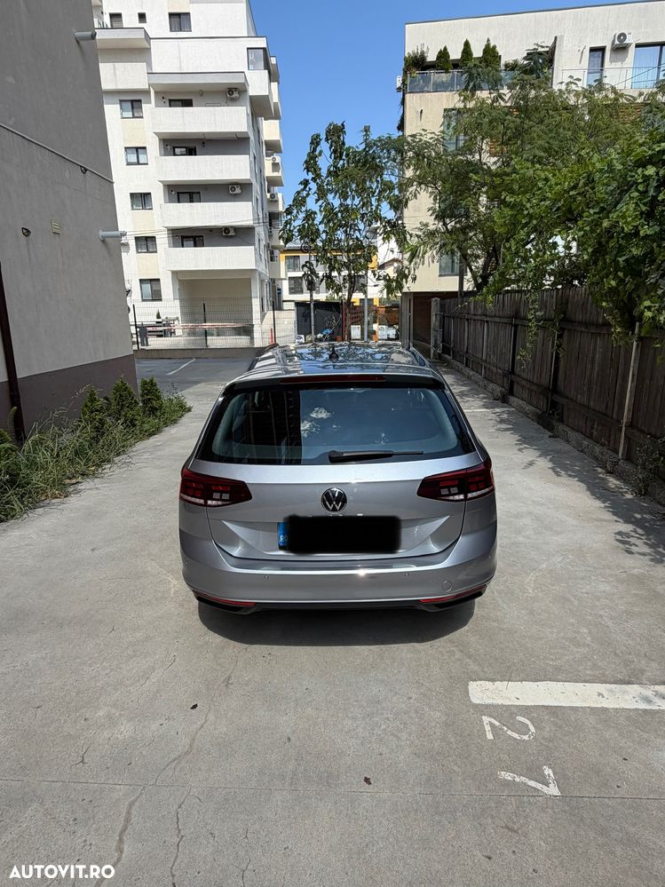 Volkswagen Passat 2.0 TDI DSG Advance - 9