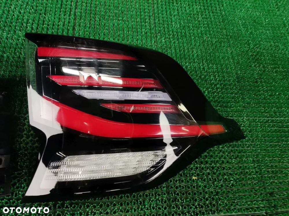KIA SPORTAGE od 2021r Lampa Tył Prawa Lewa - 2
