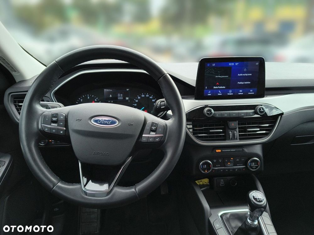 Ford Kuga - 14