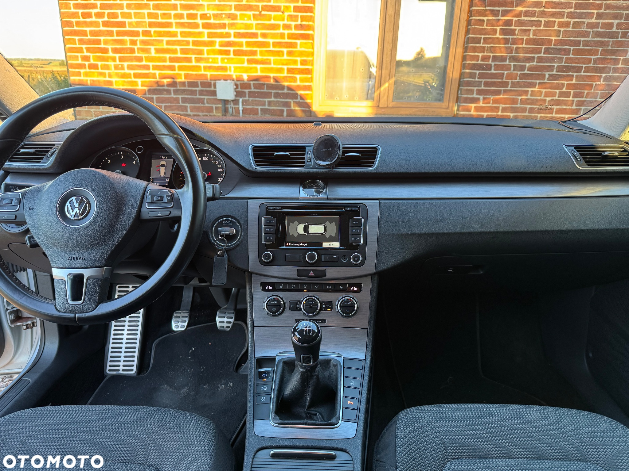 Volkswagen Passat Variant 2.0 TDI BlueMotion Technology Comfortline - 10
