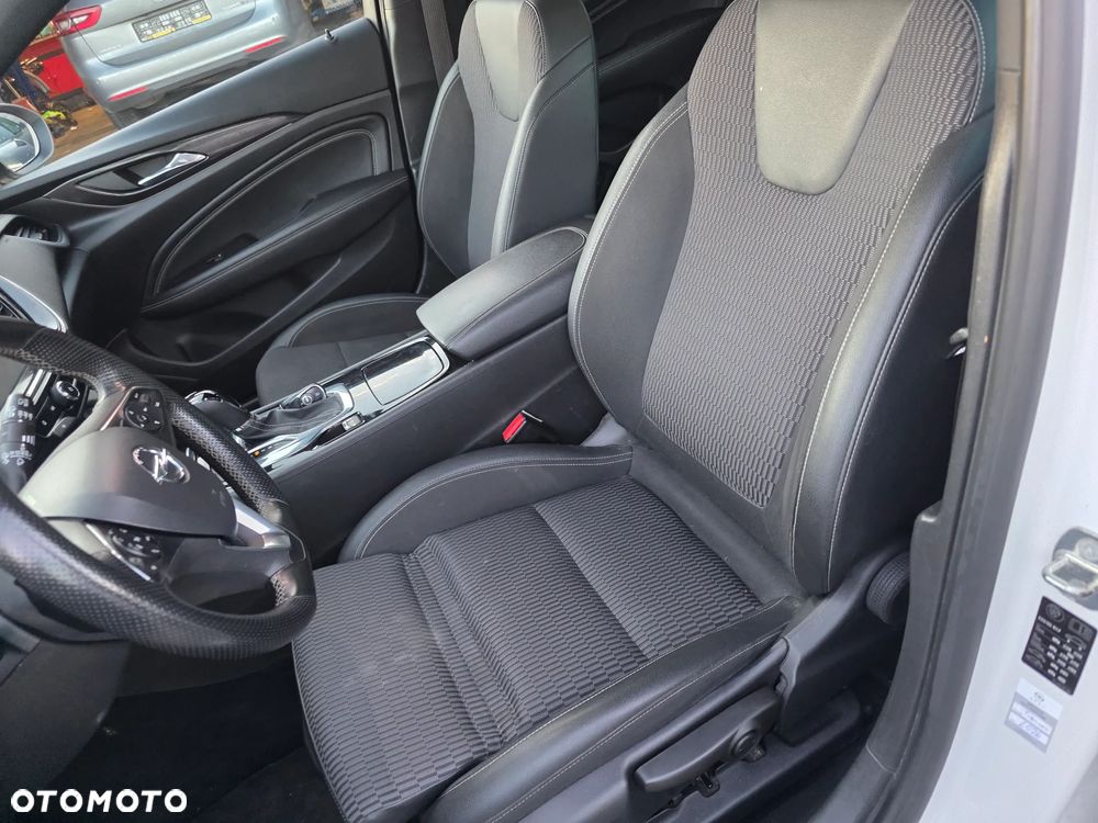 Opel Insignia 2.0 Automatik Business Innovation - 11