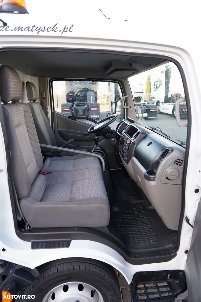 Nissan CABSTAR / ELEVATOR DE 20 DE METRI / GSR E200TE4 / DUBLU / CAPACITATE DE RIDICARE - 200 kg / 4 STABILIZATOARE / - 36
