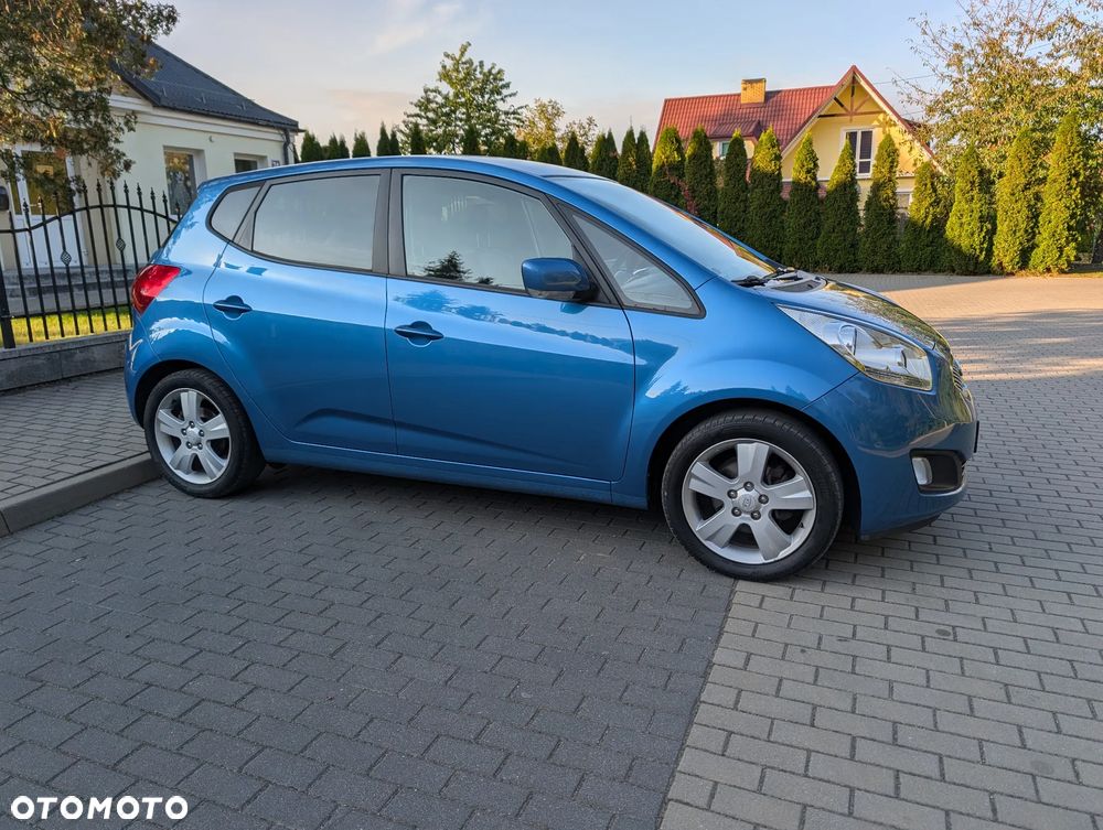 Kia Venga 1.6 L - 7