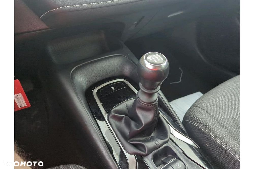 Toyota Corolla - 13