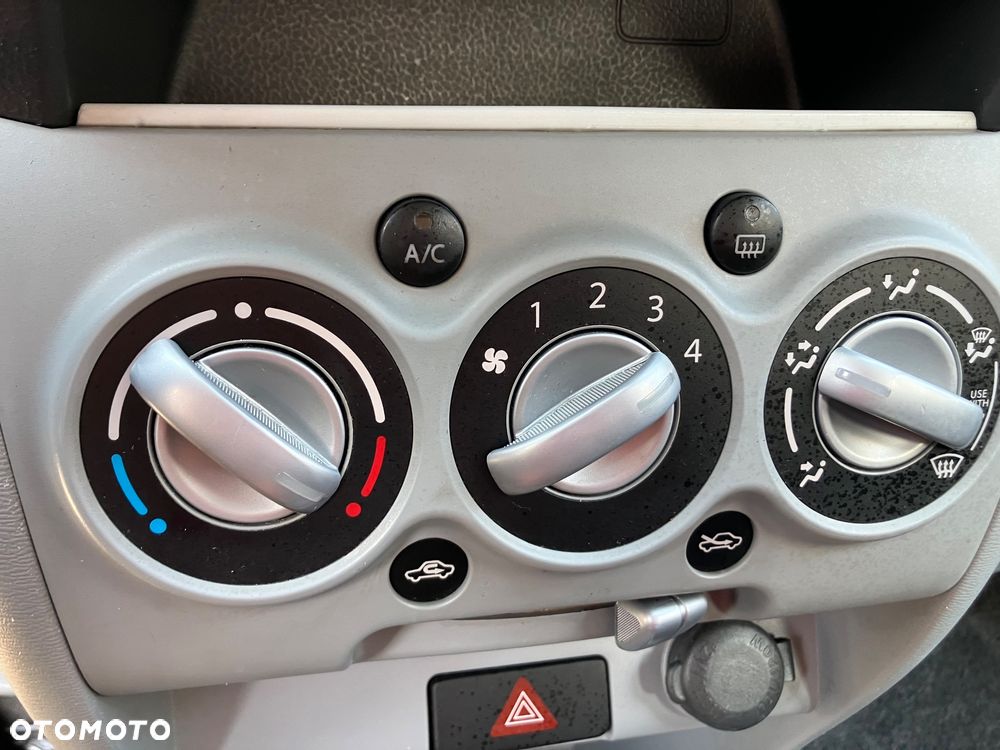 Suzuki Alto 1.0 Comfort City - 12