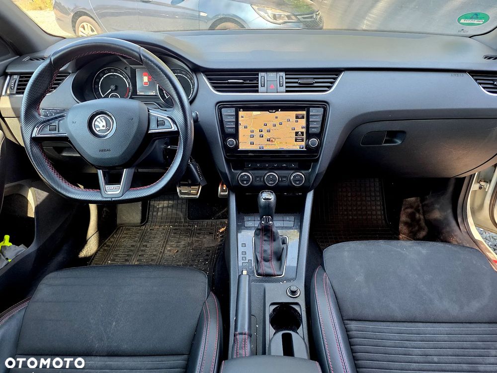 Skoda Octavia 2.0 TDI SCR RS DSG - 8
