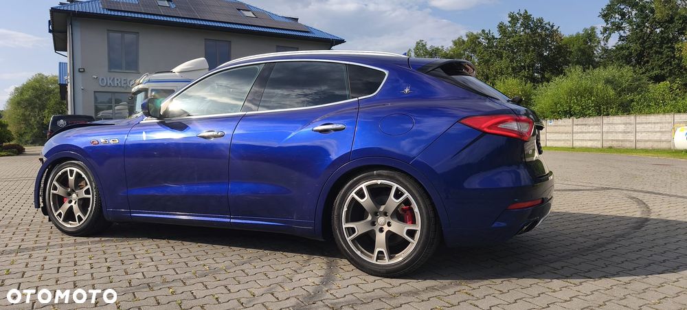 Maserati Levante S Essence - 4