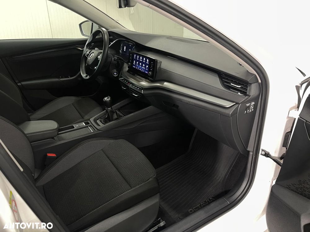 Skoda Octavia 2.0 TDI Ambition - 9