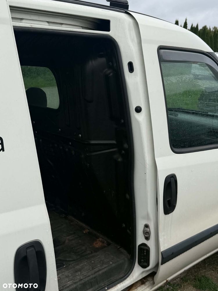 Fiat Doblo Dynamic - 8
