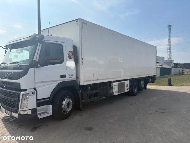 Volvo FM330  6X2 - 1