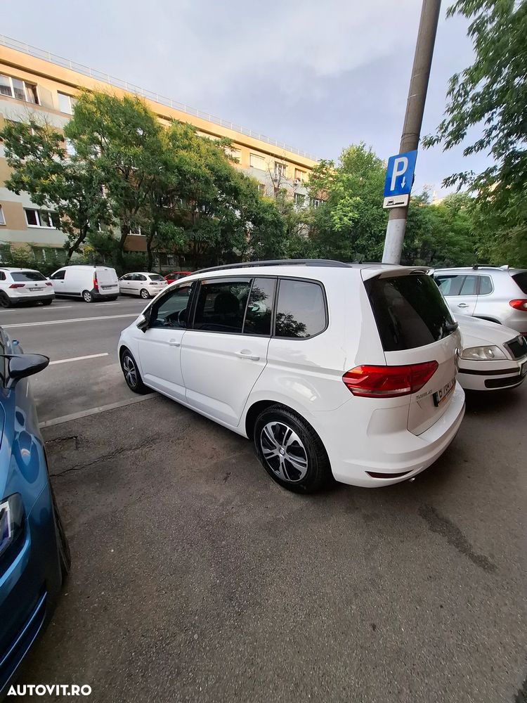 Volkswagen Touran 2.0 TDI Comfortline - 10