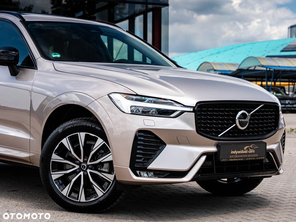 Volvo XC 60 B4 B Plus Dark - 10