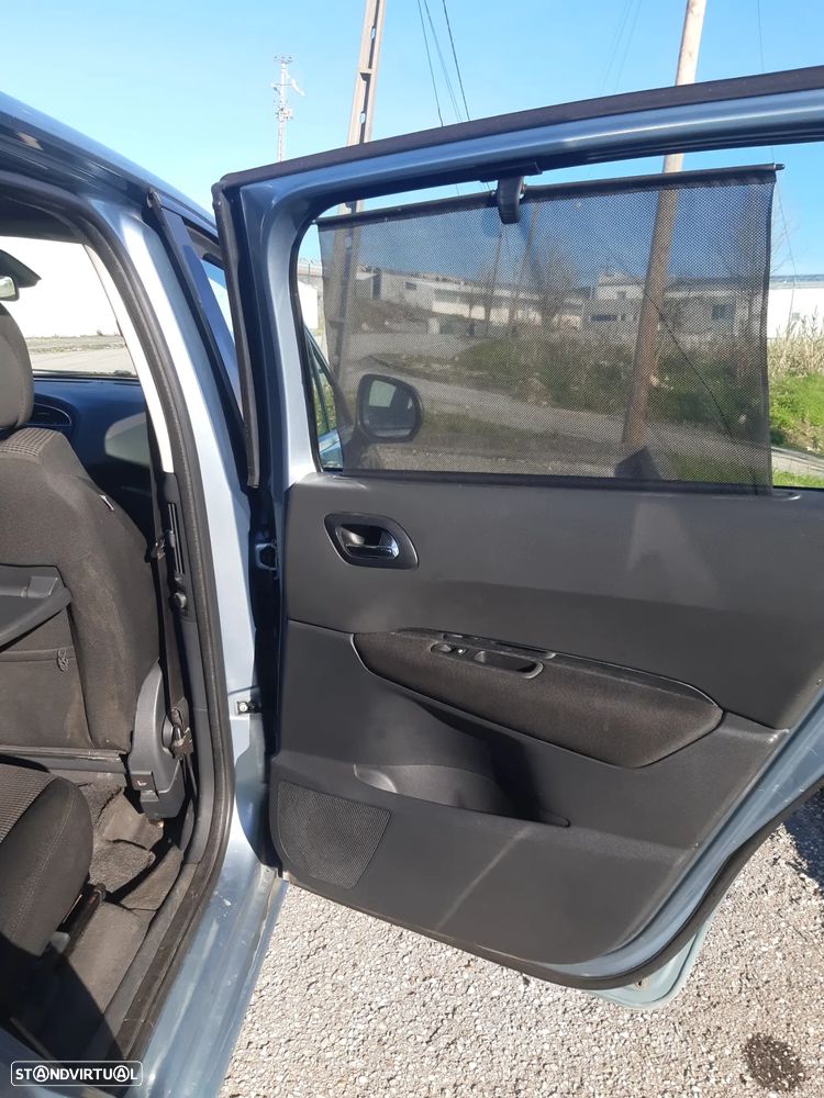 Peugeot 5008 1.6 HDi Premium - 12