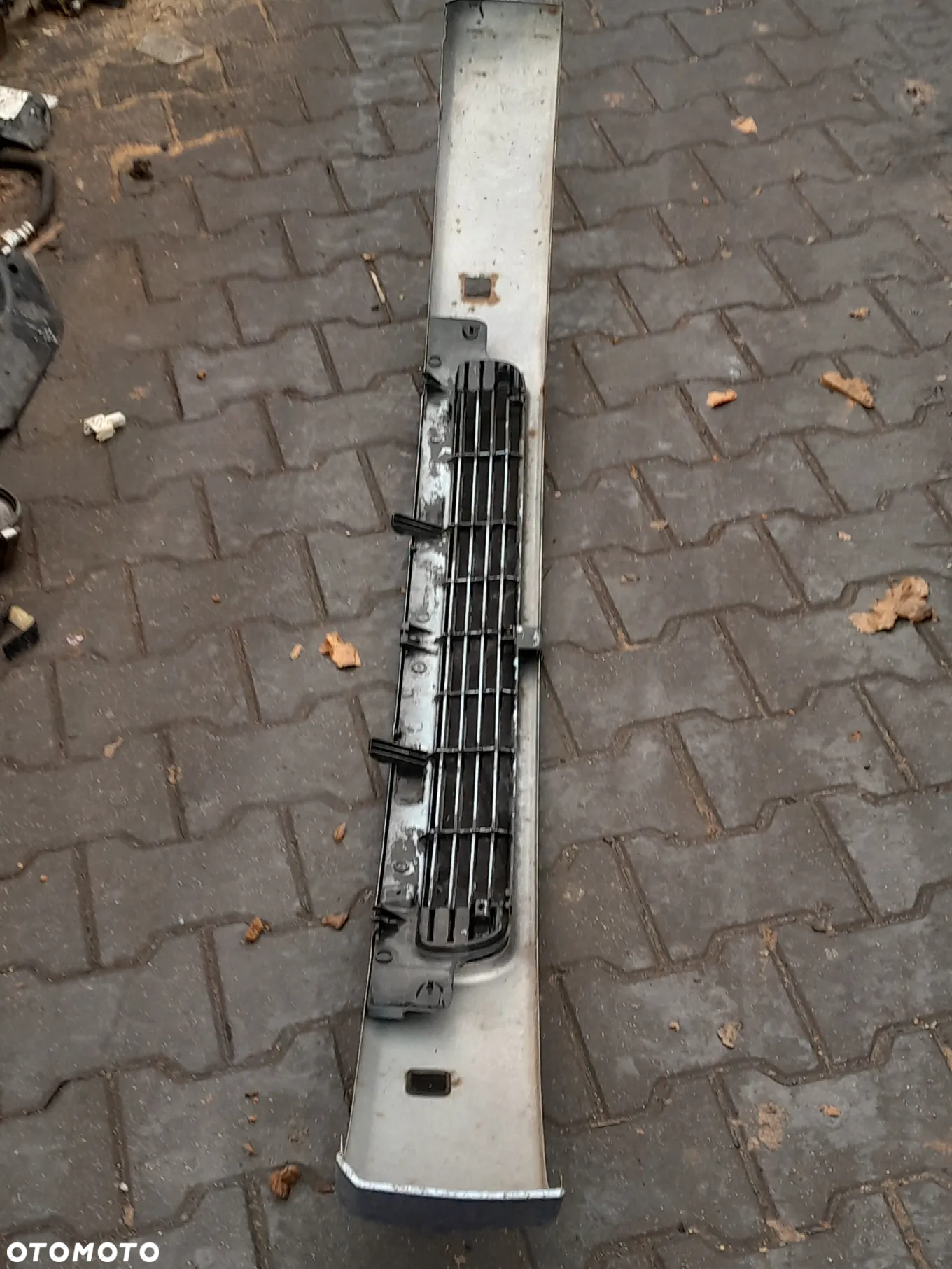 Atrapa pas VW T4 lift Multivan - 3