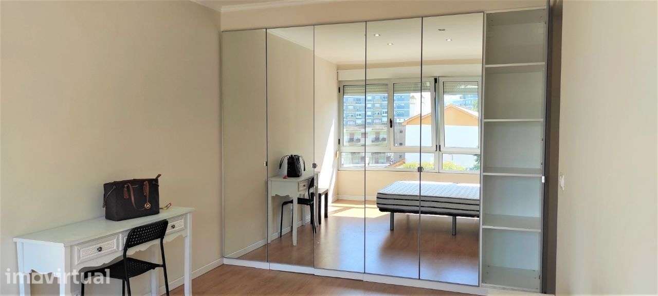Quarto com casa de banho privado e vista do Rio, Setúbal - Grande imagem: 3/26
