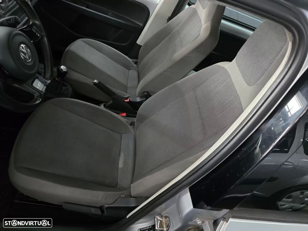 VW Up! - 7