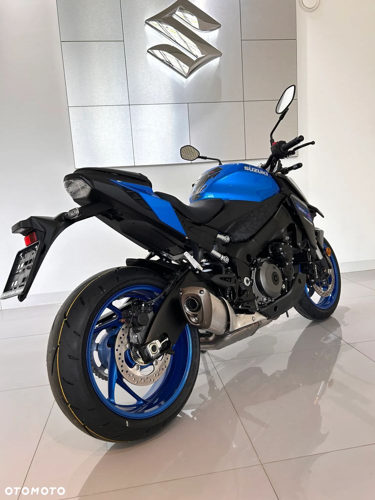 Suzuki GSX 1000 - 8