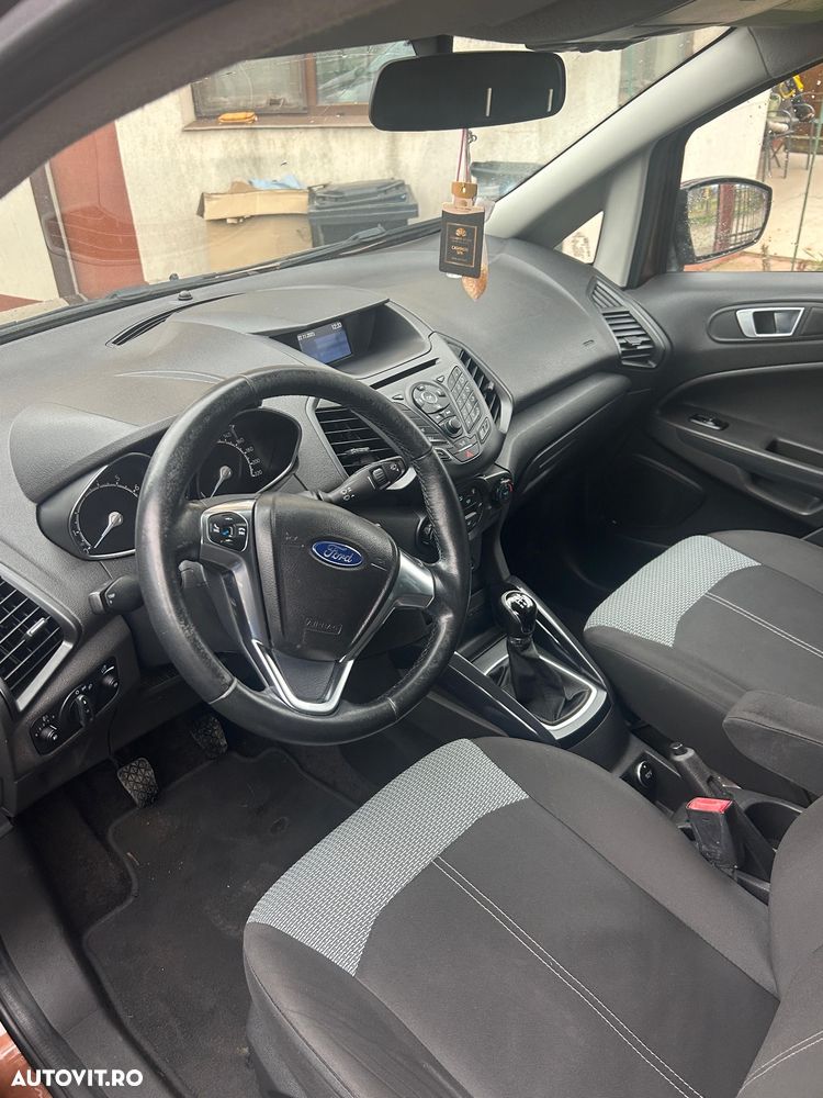 Ford EcoSport 1.5 Ti-VCT Titanium - 8