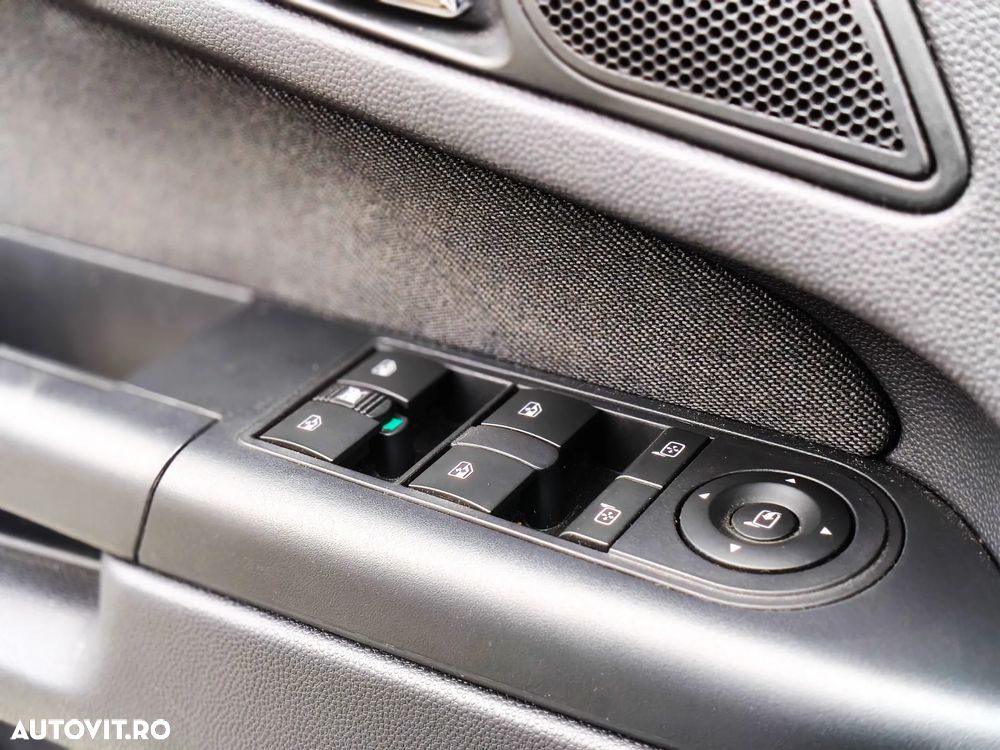 Opel Zafira 1.7 CDTI ecoFLEX Family - 33