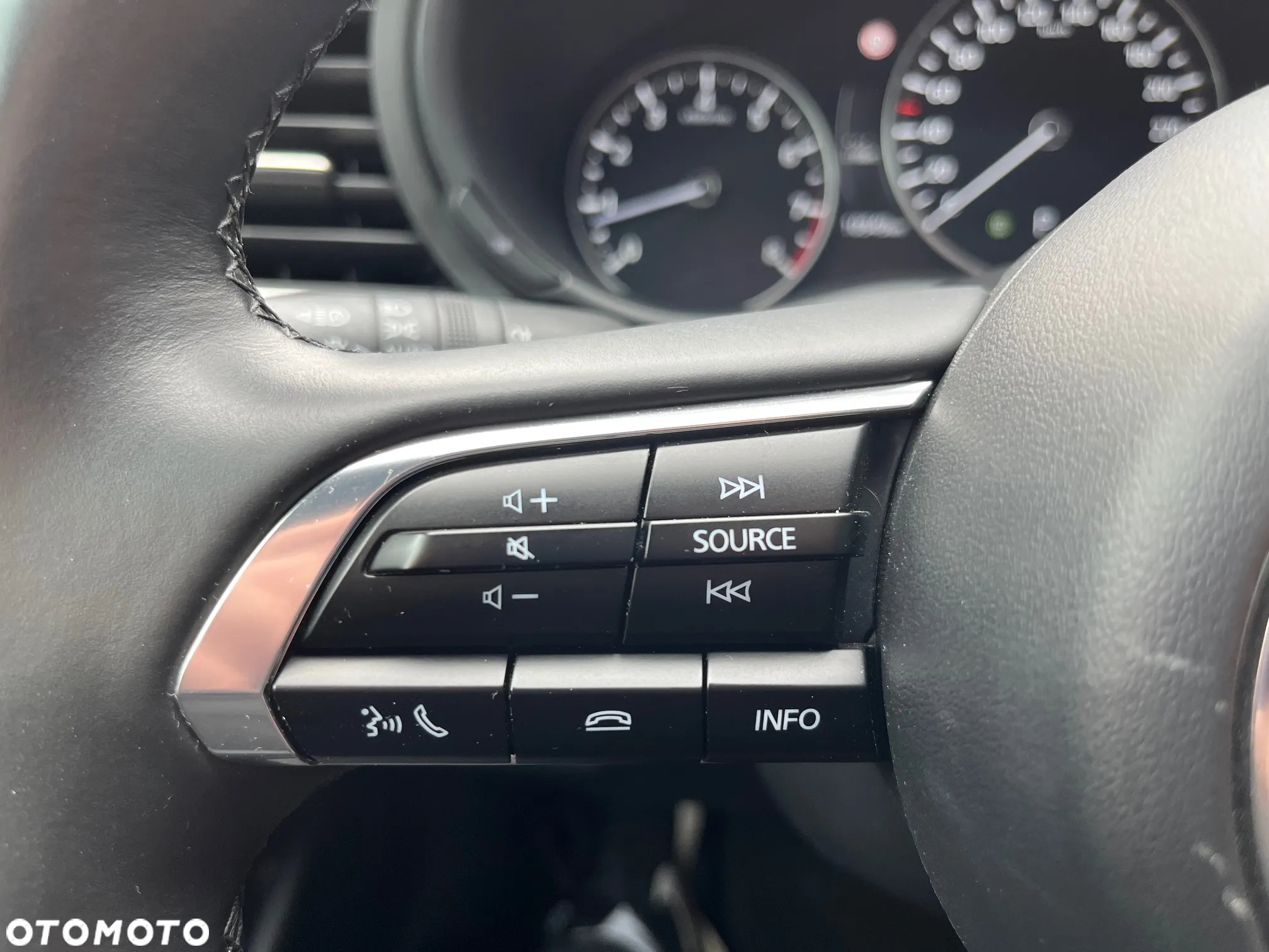 Mazda 3 2.0 mHEV Exclusive-Line - 22
