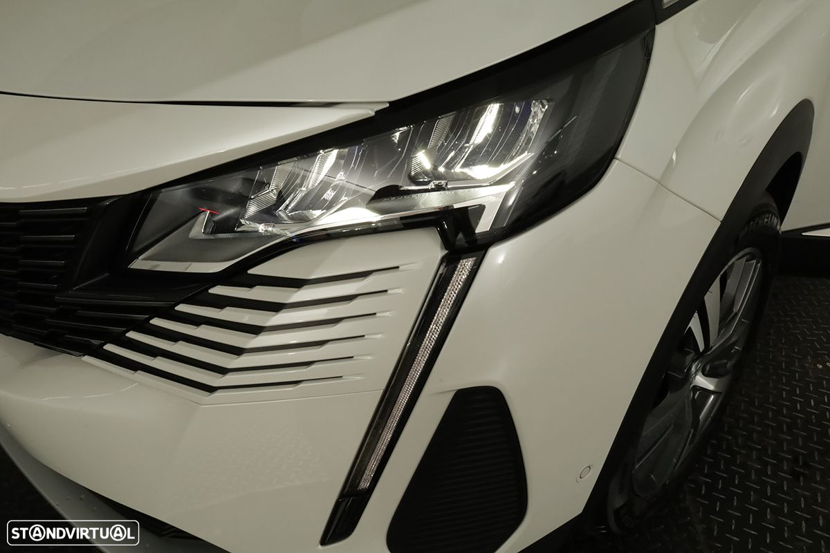 Peugeot 5008 1.2 Hybrid Allure Pack e-DCS6 - 6