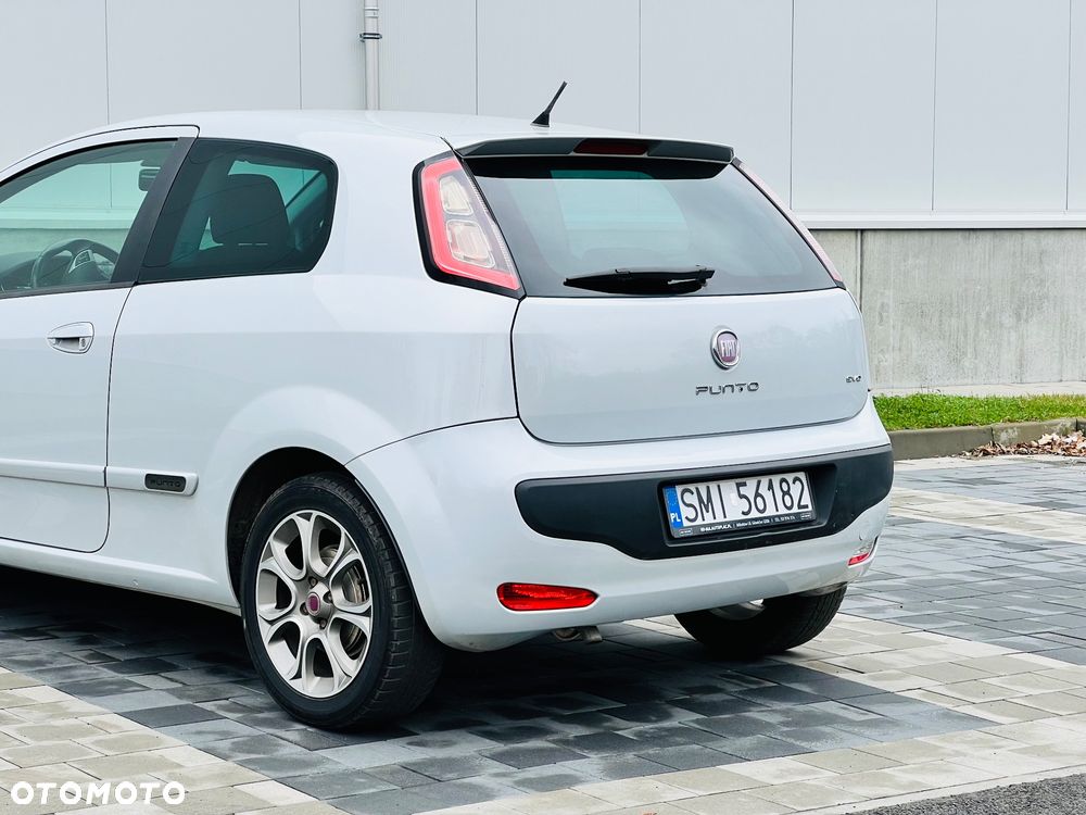 Fiat Punto Evo 1.4 8V Active - 16