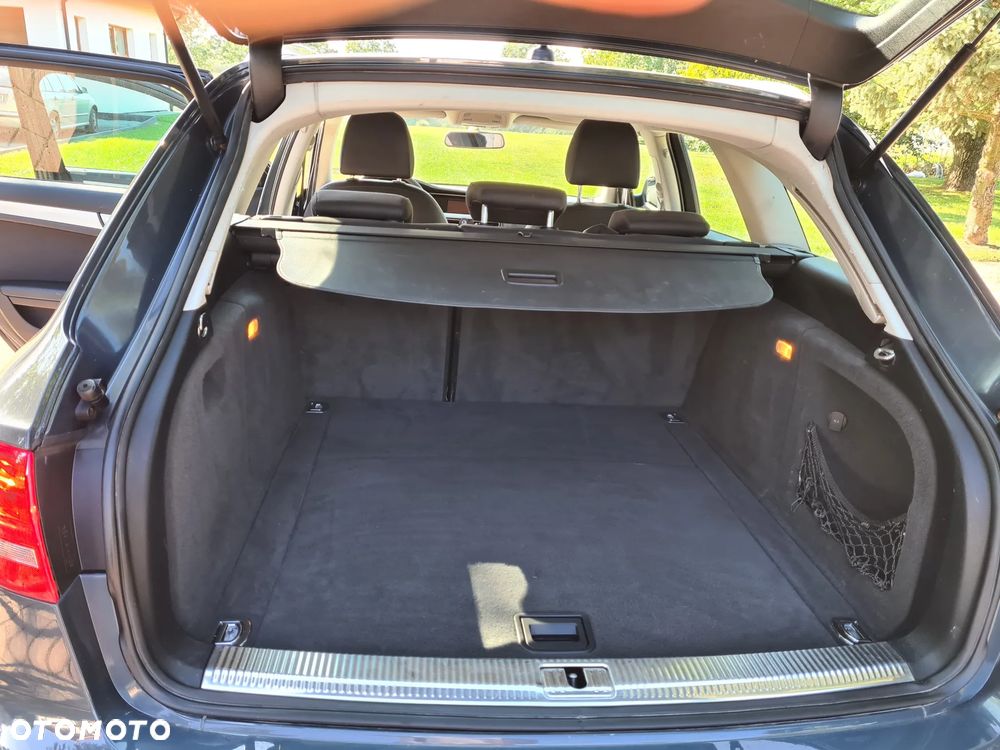 Audi A4 Avant - 4
