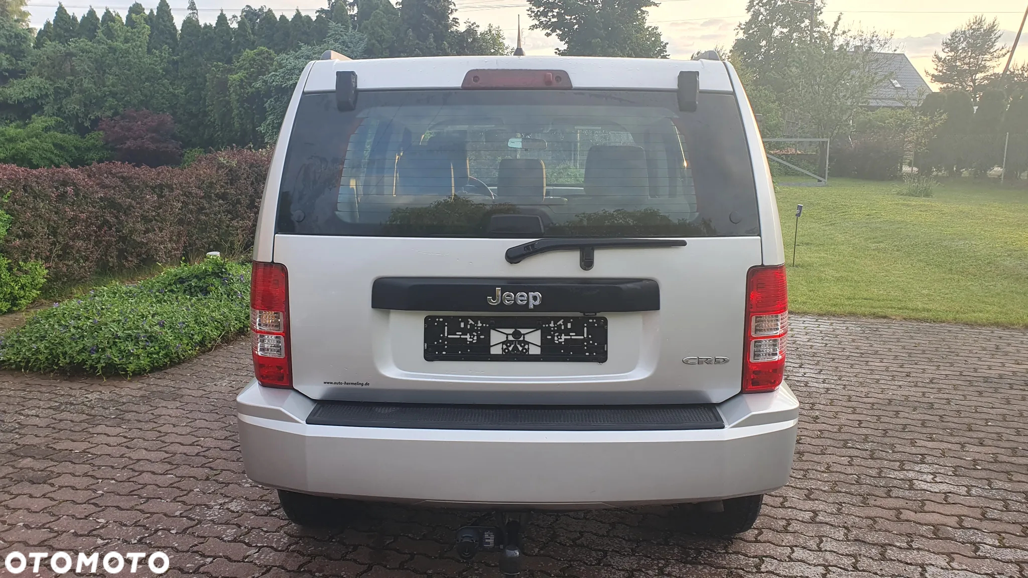Jeep Cherokee 2.8 CRD DPF Sport - 8