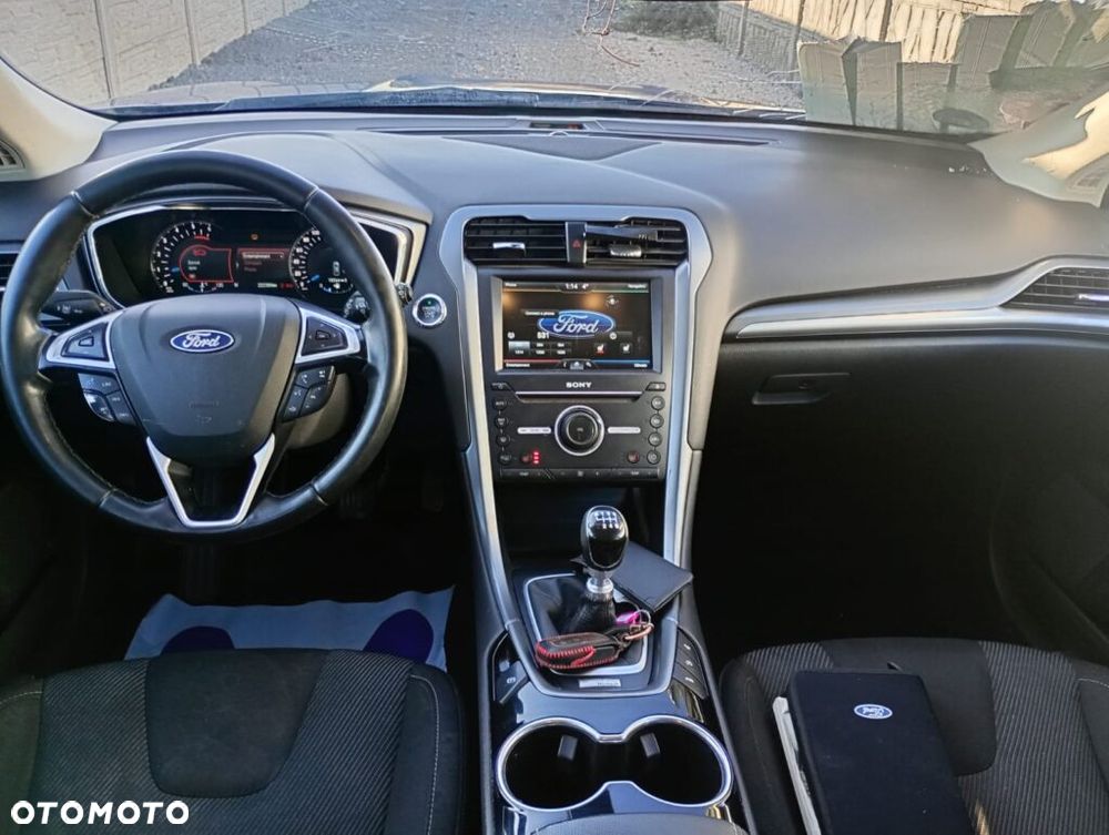 Ford Mondeo 2.0 TDCi Titanium - 11