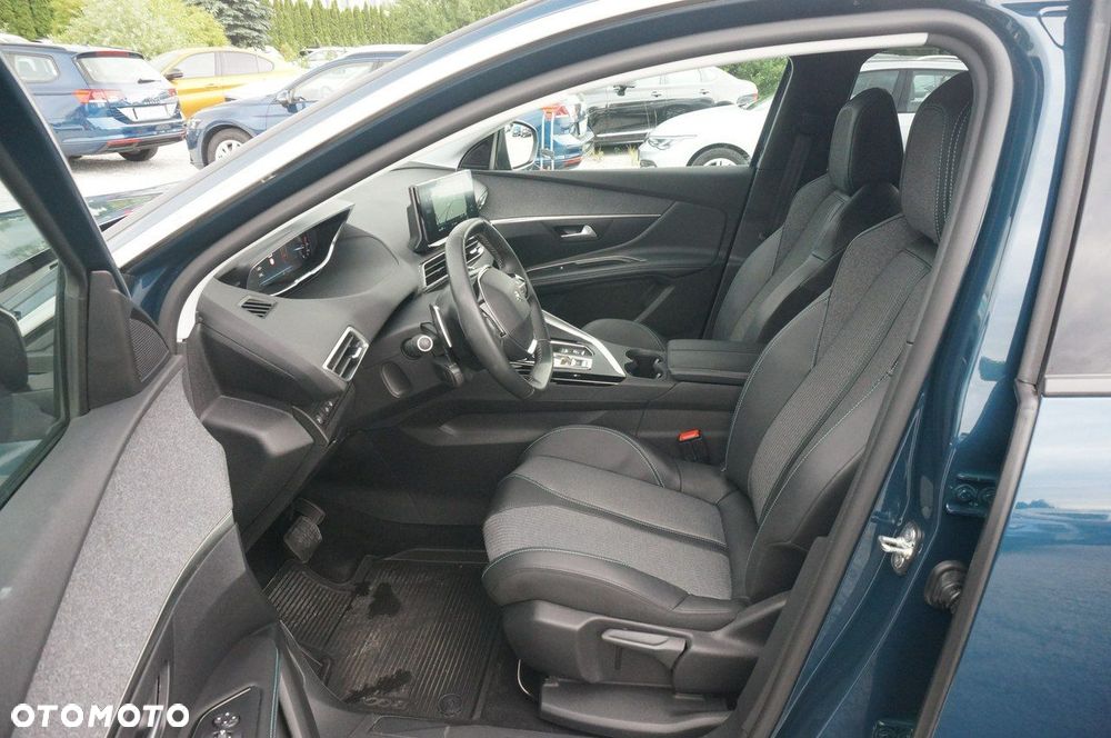 Peugeot 3008 1.5 BlueHDi Allure Pack S&S EAT8 - 20