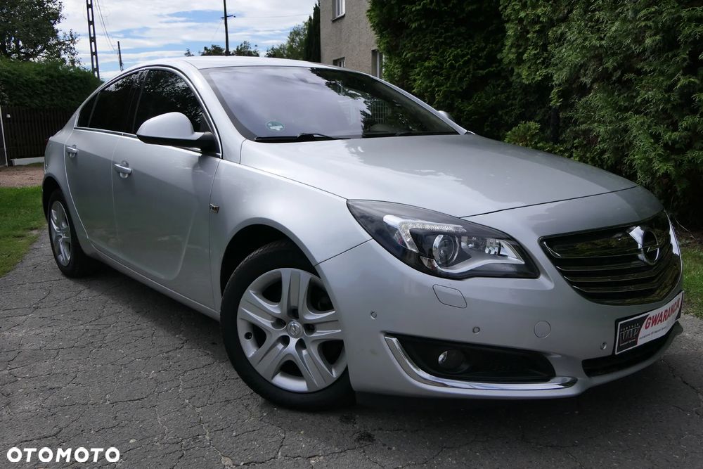 Opel Insignia 1.6 T Cosmo S&S - 11