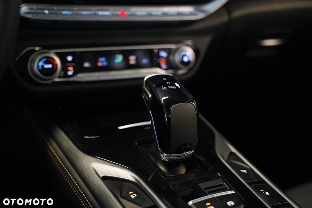 Bestune T77 1.5T Elegance DCT - 18