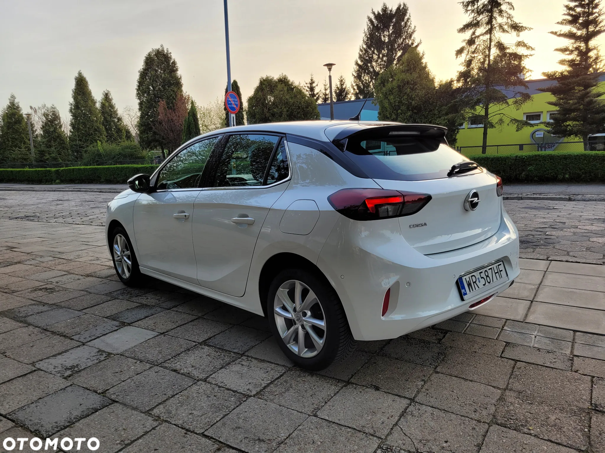 Opel Corsa 1.2 Elegance S&S - 6