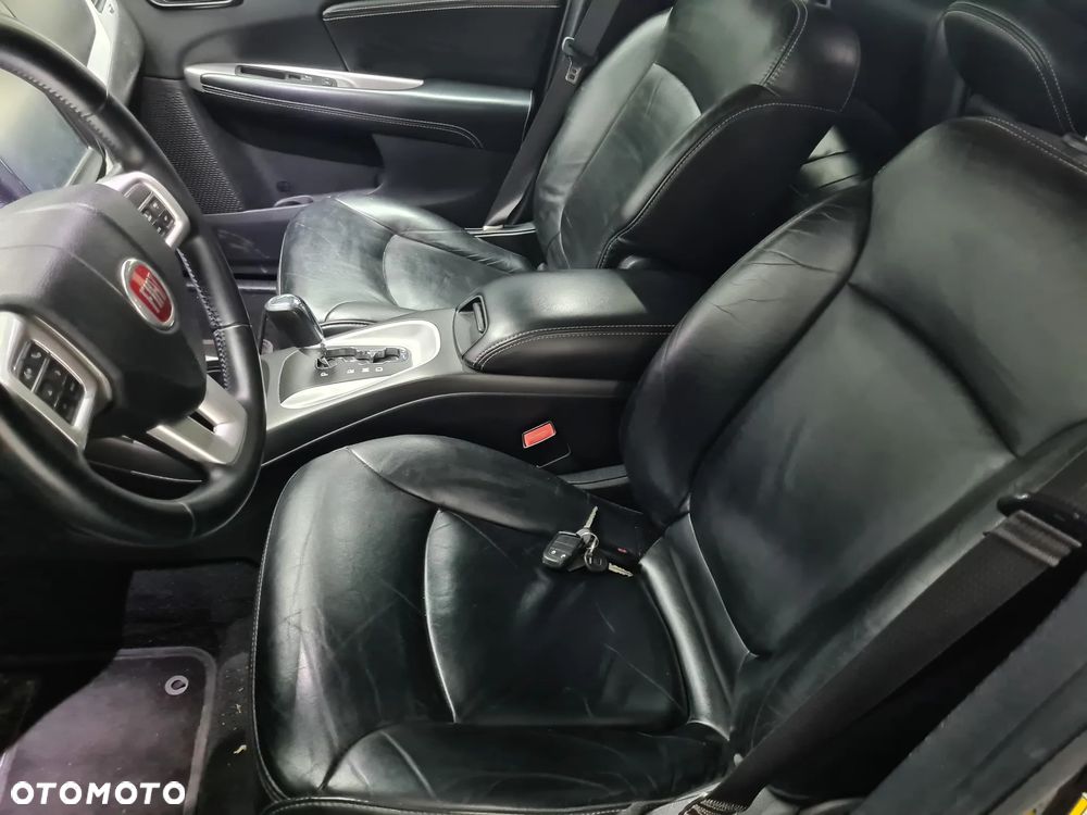 Fiat Freemont 2.0 Multijet 16V DPF Automatik Allrad Lounge - 18