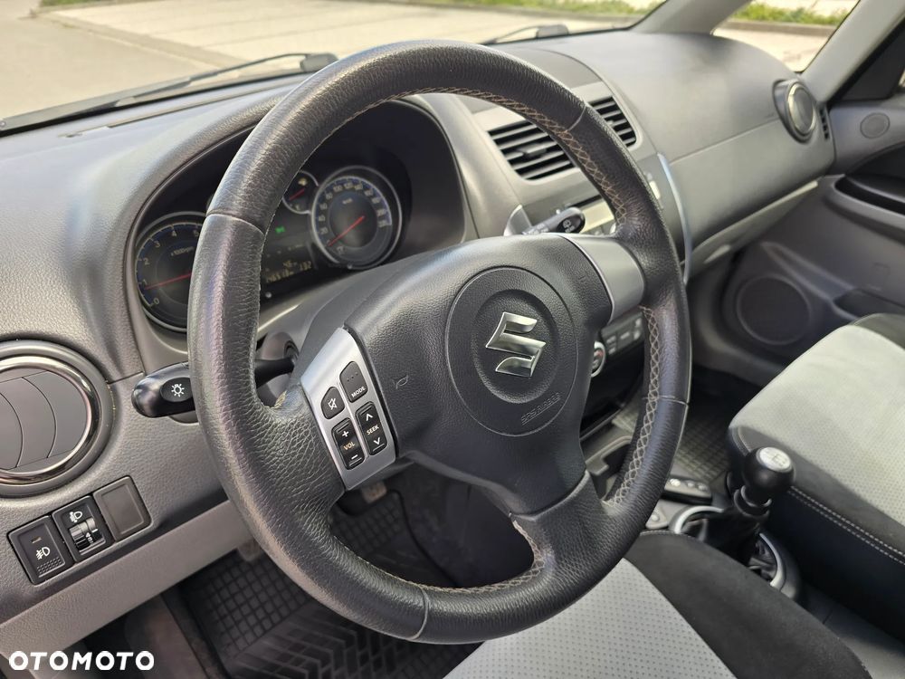 Suzuki SX4 1.6 VVT 4x2 Style - 9