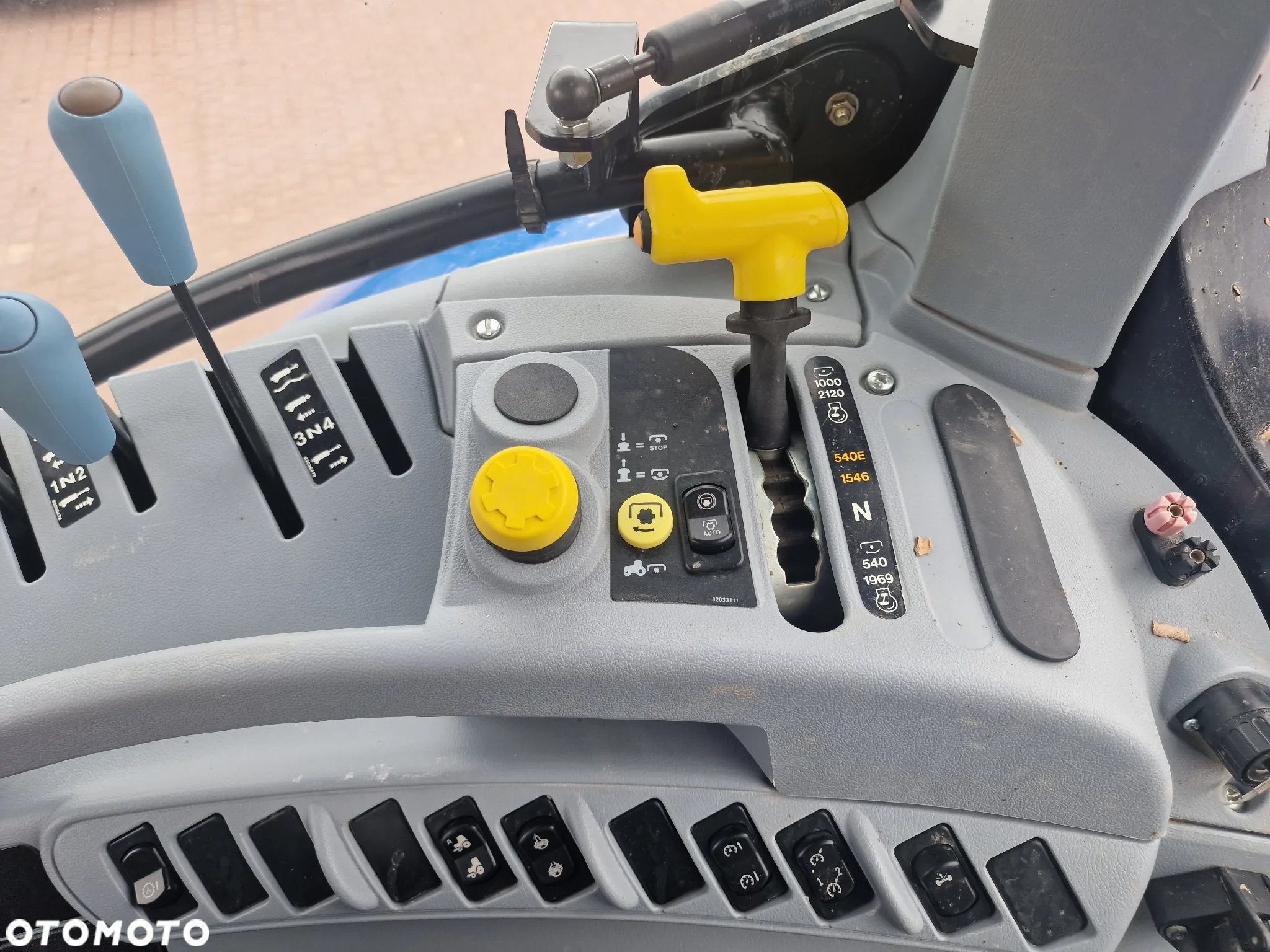 New Holland T6050, 3900h, 130KM - 4