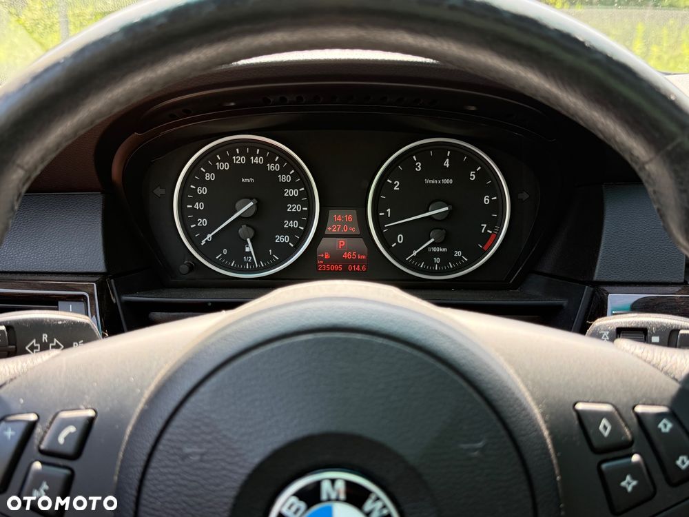 BMW Seria 5 530i - 7
