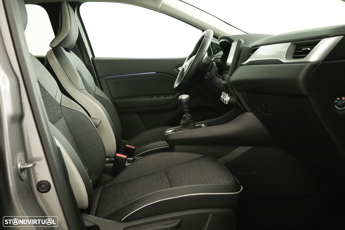 Renault Captur 1.0 TCe Techno Bi-Fuel - 21