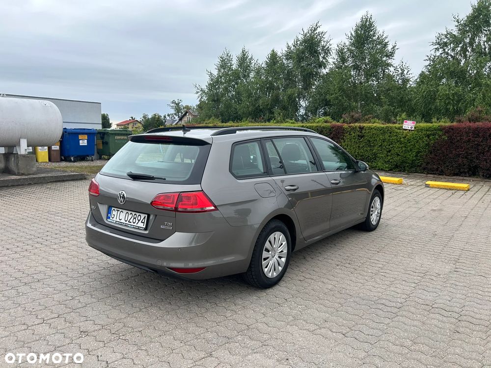 Volkswagen Golf - 3