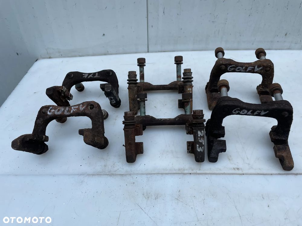 JARZMO LEWY PRAWY TYŁ VW GOLF V AUDI A3 8P