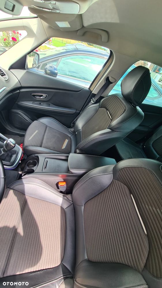 Renault Grand Scenic Gr 1.3 TCe Energy Zen - 11