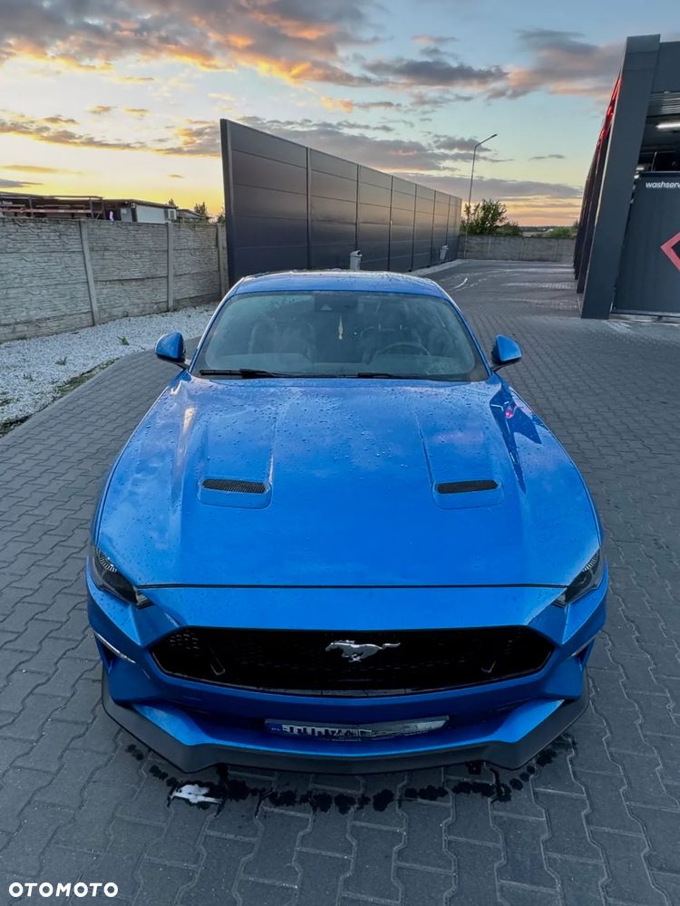 Ford Mustang - 2