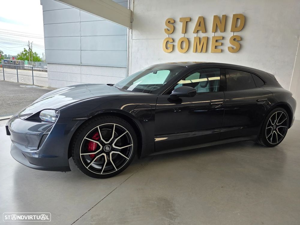 Porsche Taycan Sport Turismo Standard - 3