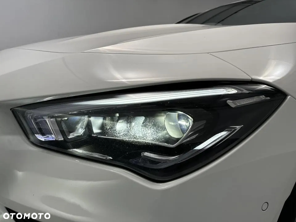 Mercedes-Benz CLA 200 d AMG Line 8G-DCT - 25