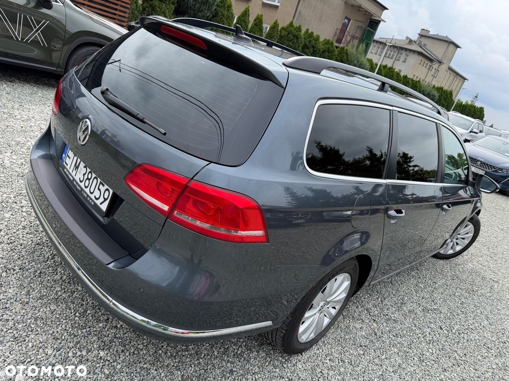 Volkswagen Passat 1.8 TSI Exclusive - 23