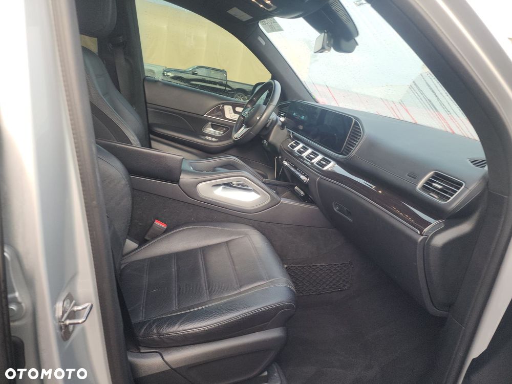 Mercedes-Benz GLS - 9