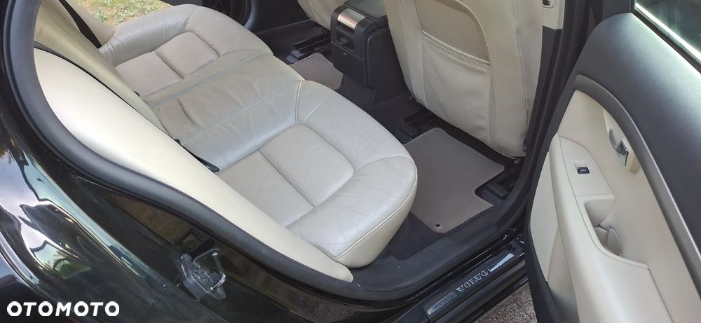 Volvo S80 2.4D Summum - 11