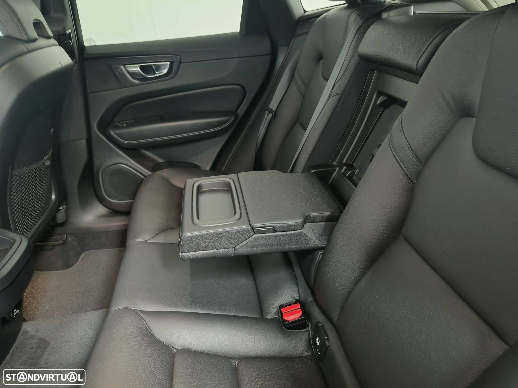Volvo XC 60 2.0 D4 Inscription Geartronic - 37